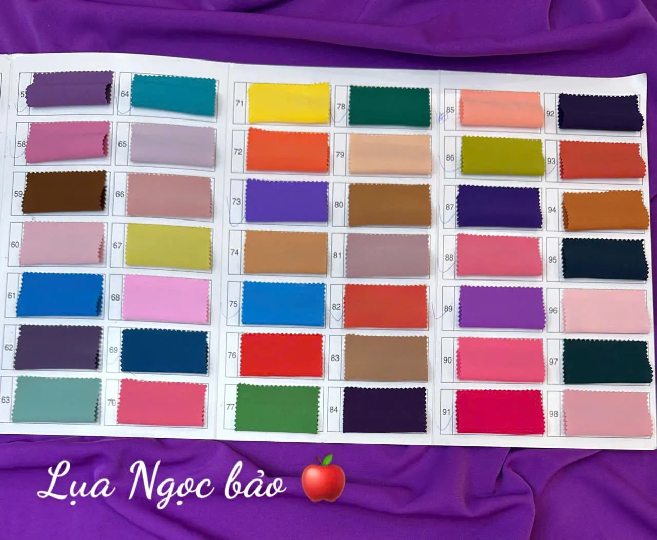 Vải lụa màu ngọc bích (7)